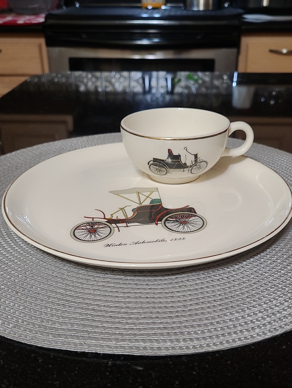 VTG Salem China Company 23k Gold Antique Automobile Plate & Teacup